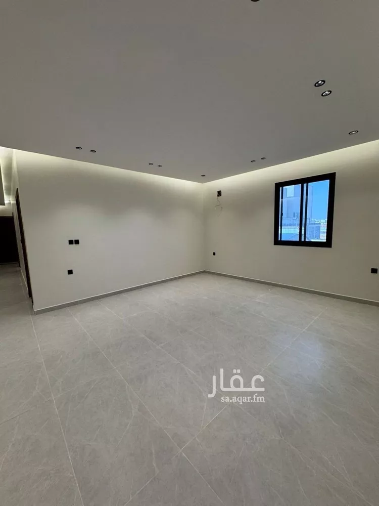Floor for Rent in Riyadh Ash Sharq 18