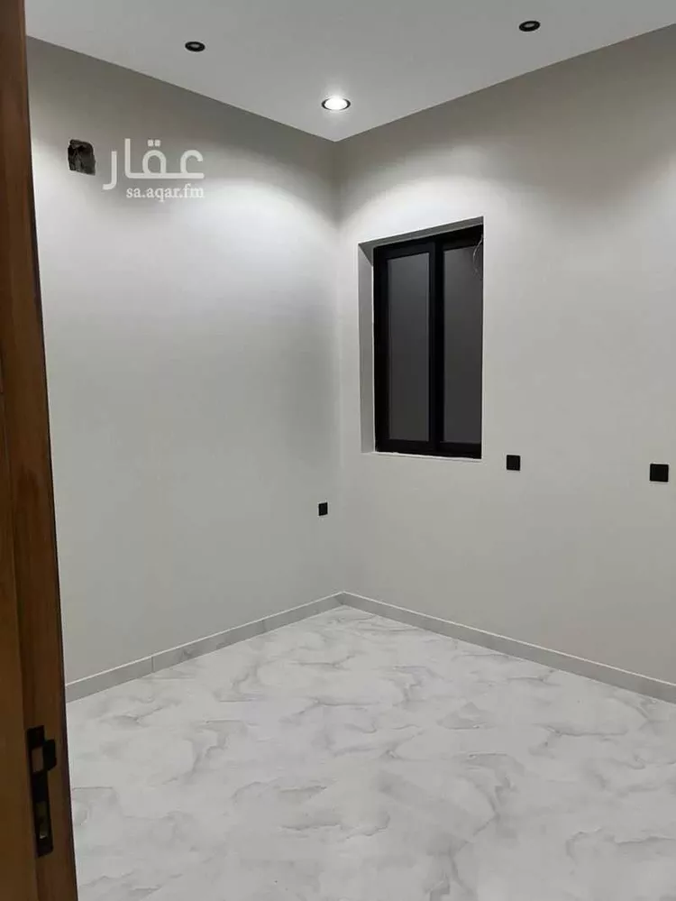 فيلا للبيع في شارع هبة الله الطيبي, حي المهدية, مدينة الرياض, منطقة الرياض صورة 5