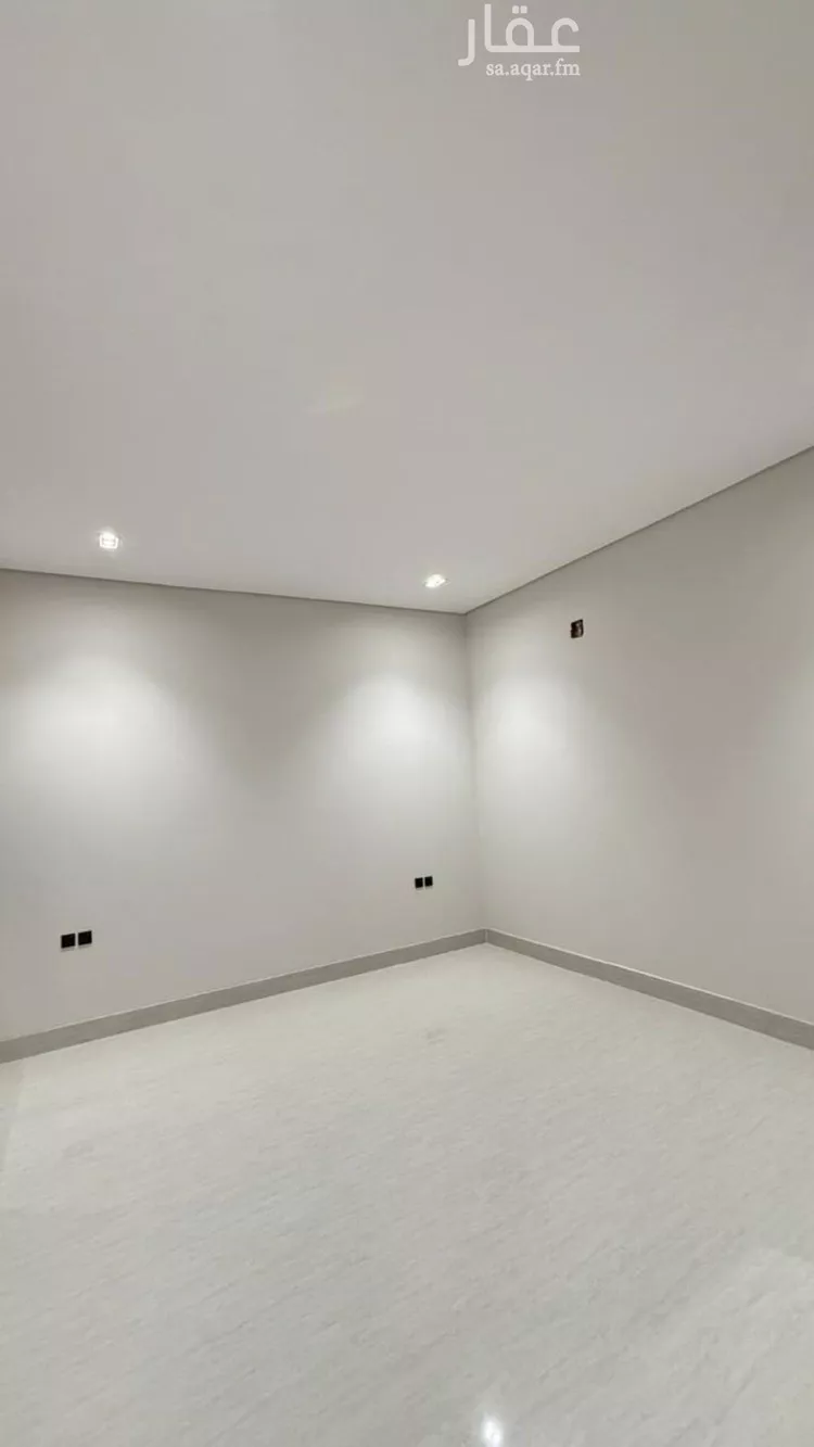 دور للبيع في شارع رقم 132, حي الجنادرية, مدينة الرياض, منطقة الرياض صورة 3