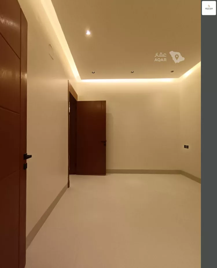 دور للبيع في شارع احمد بن عفيف, حي الجنادرية, مدينة الرياض, منطقة الرياض 6