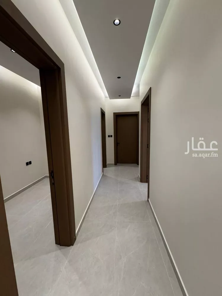 Floor for Rent in Riyadh Ash Sharq 14