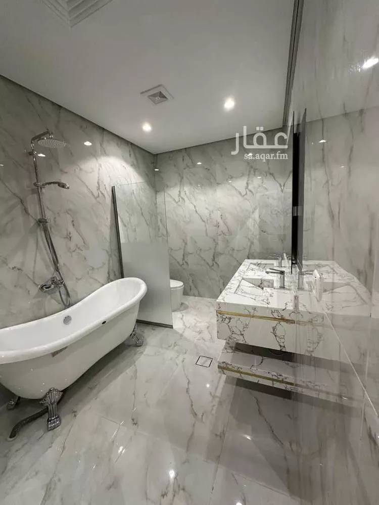 فيلا للبيع في حي الشاطئ الغربي, مدينة الدمام, المنطقة الشرقية