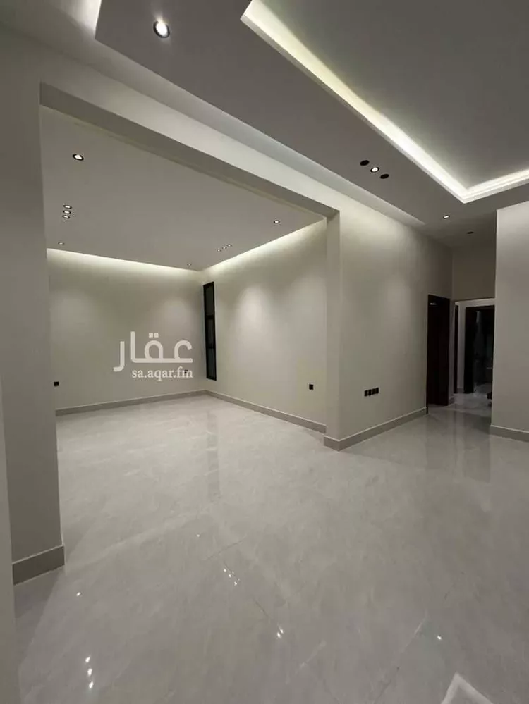 Floor for Sale in Riyadh Ash Sharq 6