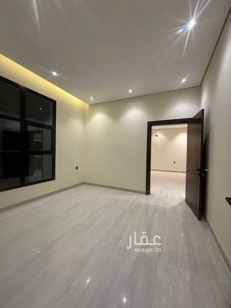 فيلا للبيع في شارع عيسى ابن سلمان خليفه, حي المعيزيلة, مدينة الرياض, منطقة الرياض 6
