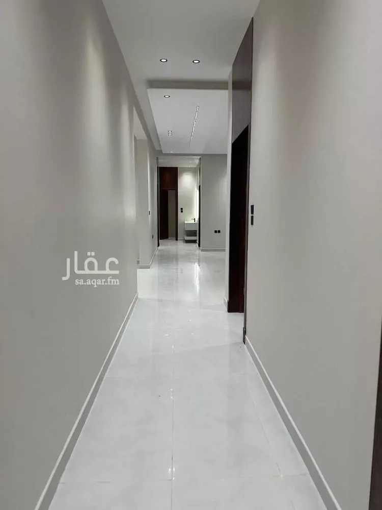 دور للبيع في شارع رقم 122, حي الجنادرية, مدينة الرياض, منطقة الرياض 8