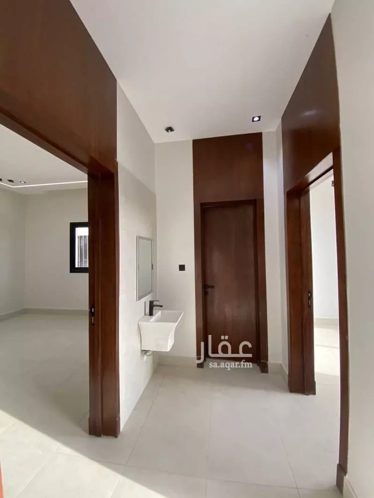 فيلا للبيع في شارع الضياء, حي الجنادرية, مدينة الرياض, منطقة الرياض 6