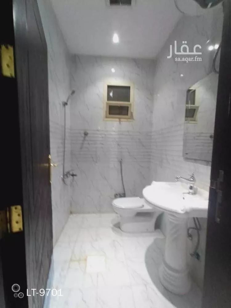 فيلا للإيجار في شارع خلف بن عبدالله, حي البيان, مدينة الرياض, منطقة الرياض