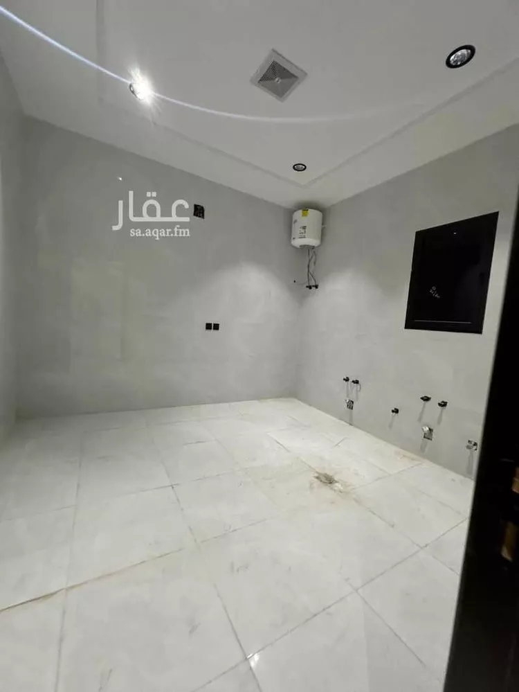 دور للبيع في شارع شيبان بن أبي شيبة, حي الرمال, مدينة الرياض, منطقة الرياض 7