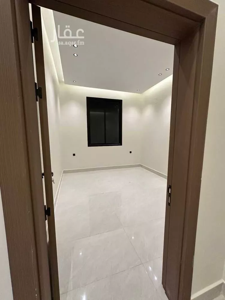 Floor for Sale in Riyadh Ash Sharq 8