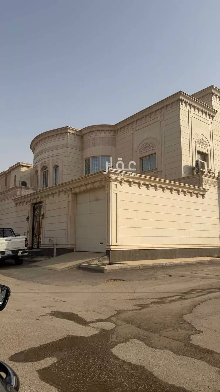 فيلا للبيع في شارع أحد, حي القادسية, مدينة الرياض, منطقة الرياض صورة 2