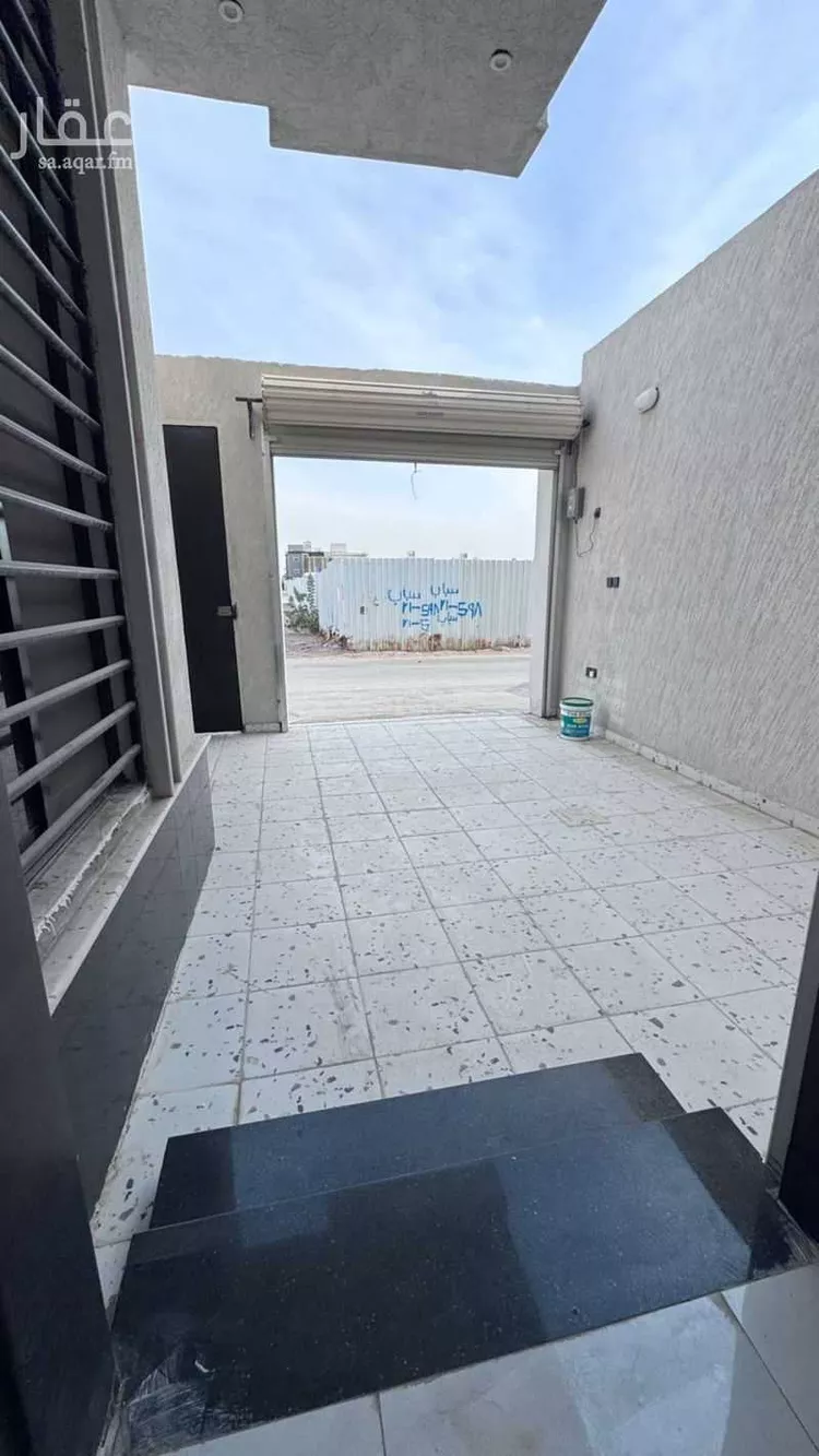 دور للبيع في شارع اسماء بنت يزيد, حي المعيزيلة, مدينة الرياض, منطقة الرياض صورة 4