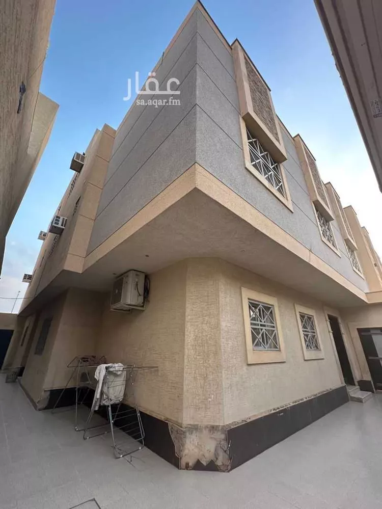 فيلا للبيع في شارع البطيحة, حي النظيم, مدينة الرياض, منطقة الرياض صورة 4