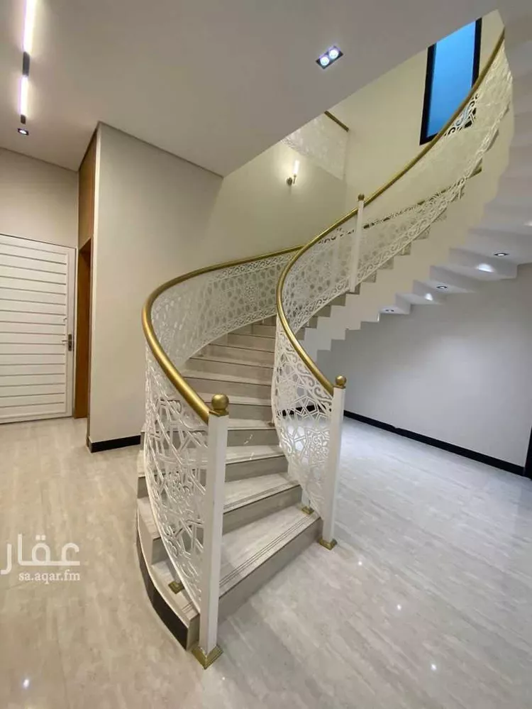 فيلا للبيع في شارع وداي الساحل, حي الرمال, مدينة الرياض, منطقة الرياض صورة 3