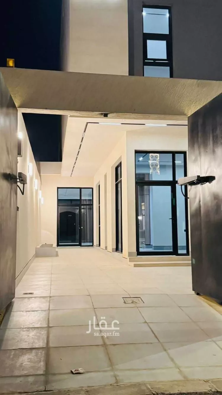 فيلا للبيع في شارع أبي الفتح بن العلامة العجيمي, حي البيان, مدينة الرياض, منطقة الرياض صورة 4