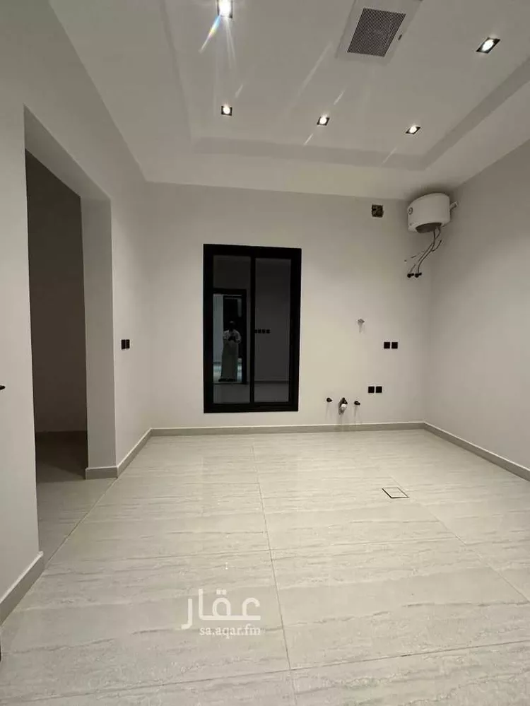 دور للبيع في شارع سلمة بن شبيب, حي البيان, مدينة الرياض, منطقة الرياض 6