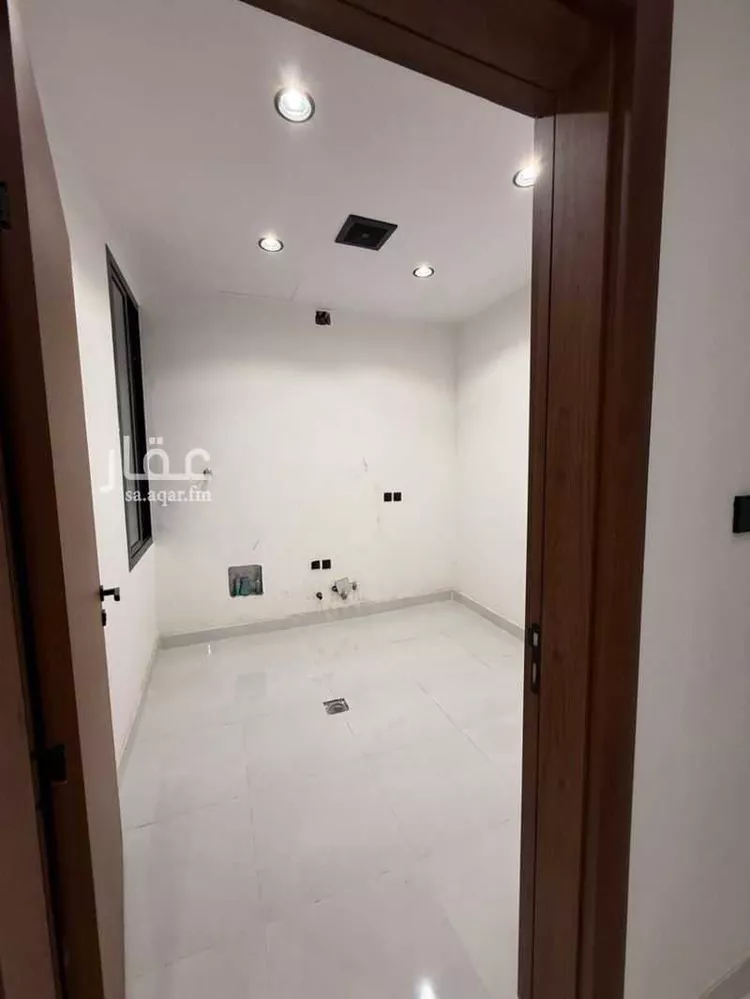 شقة للبيع في شارع شارع حمد بن خليفه, حي المعيزيلة, مدينة الرياض, منطقة الرياض صورة 4