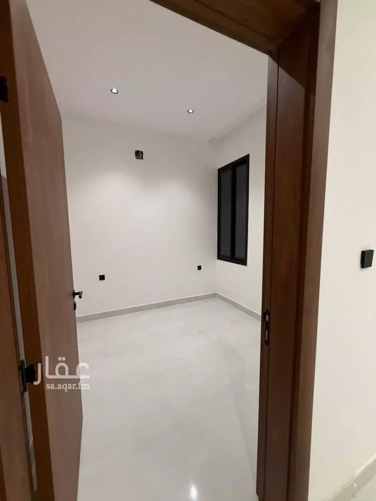 شقة للبيع في شارع شارع حمد بن خليفه, حي المعيزيلة, مدينة الرياض, منطقة الرياض 10