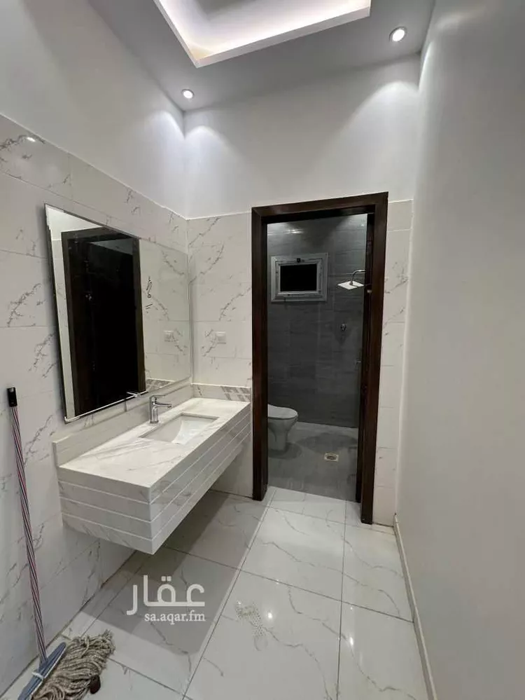 فيلا للإيجار في شارع السائب بن زيد, حي البيان, مدينة الرياض, منطقة الرياض