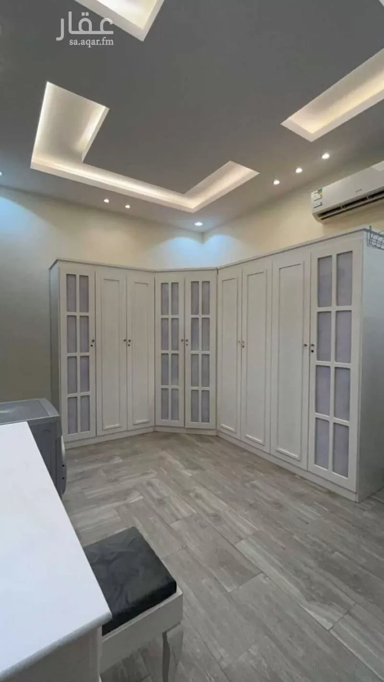 فيلا للإيجار في شارع نصر بن عمران, حي البيان, مدينة الرياض, منطقة الرياض