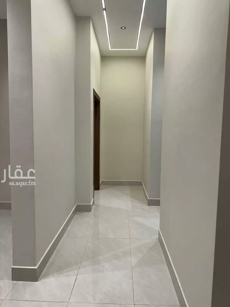 Floor for Sale in Riyadh Ash Sharq 7