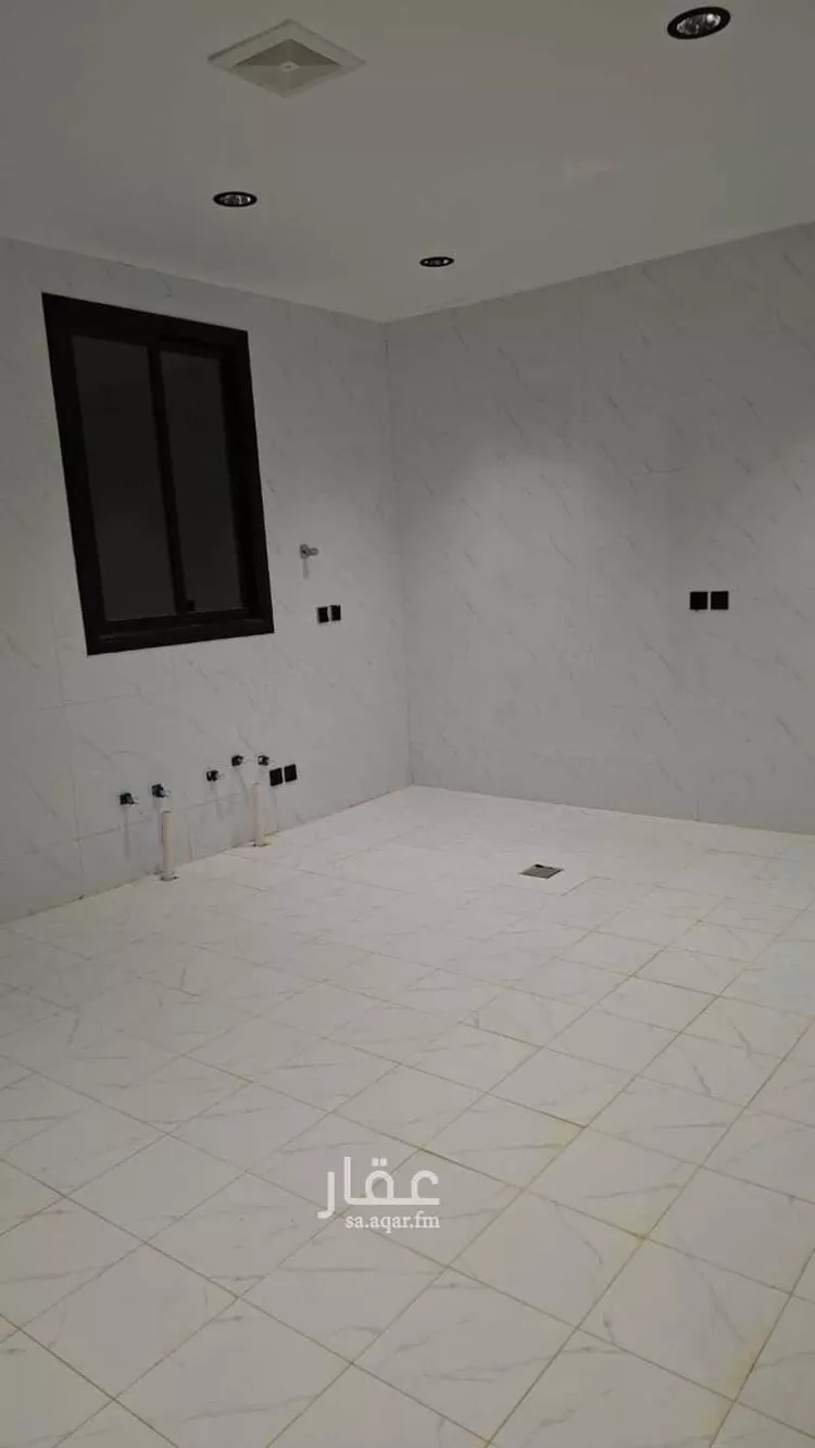 Floor for Rent in Riyadh Al Janadriyah