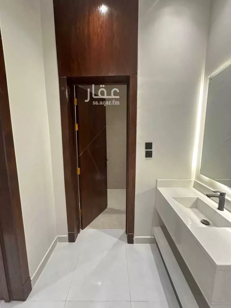دور للبيع في شارع رقم 122, حي الجنادرية, مدينة الرياض, منطقة الرياض 10
