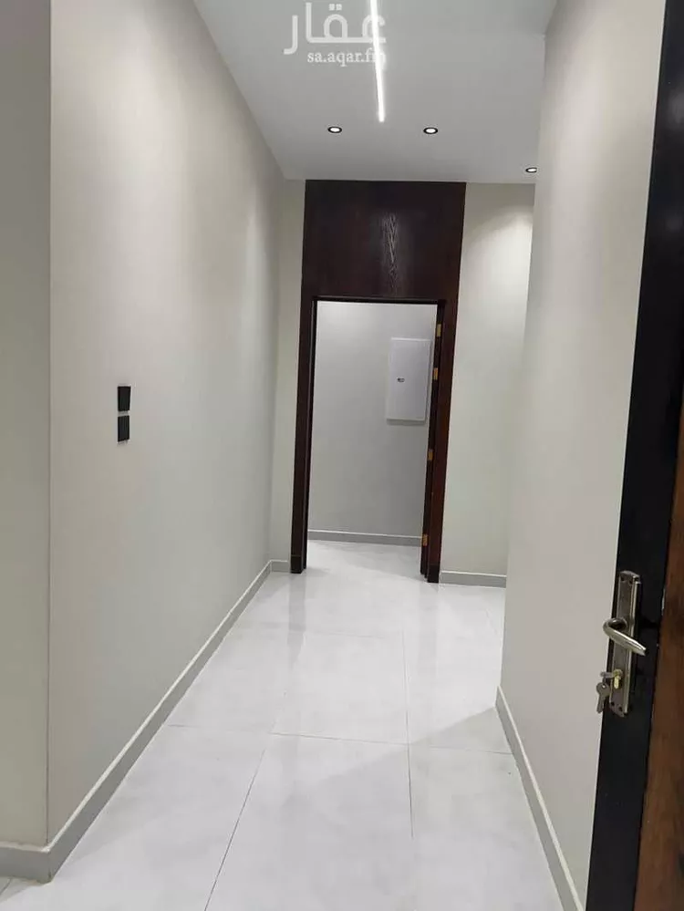 دور للبيع في شارع رقم 122, حي الجنادرية, مدينة الرياض, منطقة الرياض 22