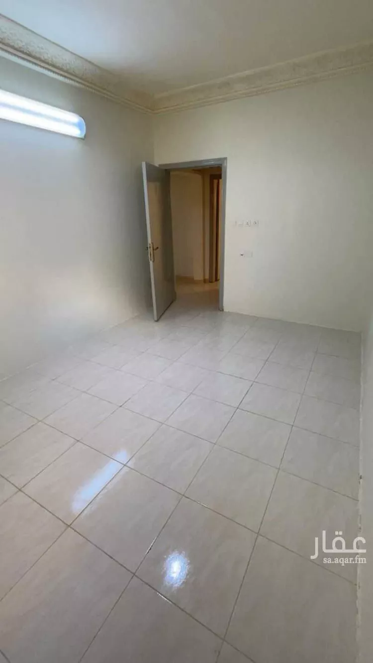 شقة للإيجار في شارع الغراره, حي إشبيلية, مدينة الرياض, منطقة الرياض صورة 2