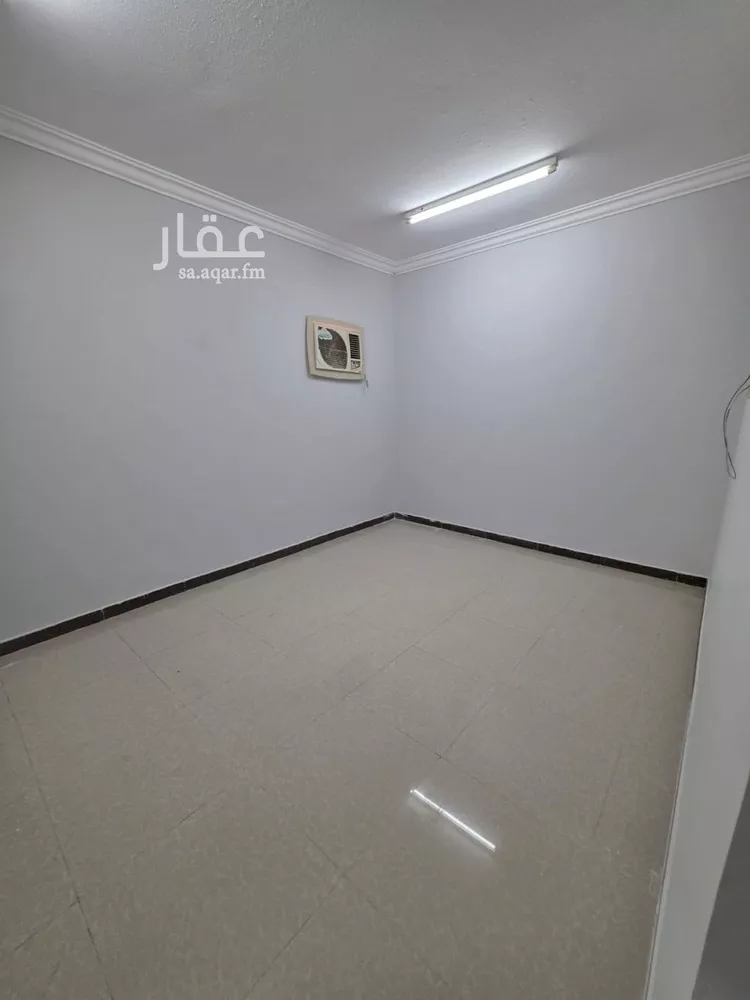 عمارة للبيع في شارع رقم 208, حي ظهرة لبن, مدينة الرياض, منطقة الرياض صورة 4