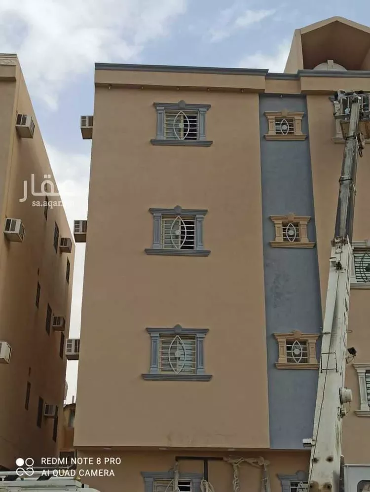 عمارة للبيع في شارع رقم 208 ، حي ظهرة لبن ، الرياض ، منطقة الرياض صورة 3