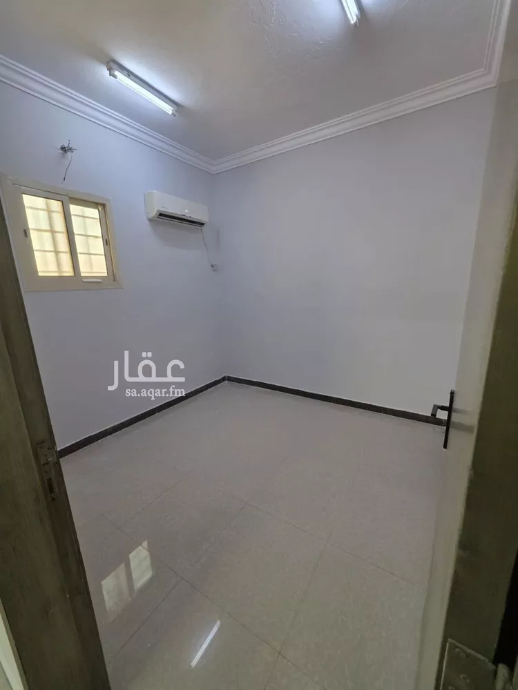 عمارة للإيجار في شارع رقم 196 ، حي ظهرة لبن ، الرياض ، منطقة الرياض صورة 5