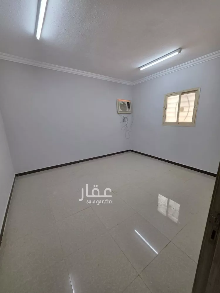 عمارة للإيجار في شارع رقم 196 ، حي ظهرة لبن ، الرياض ، منطقة الرياض