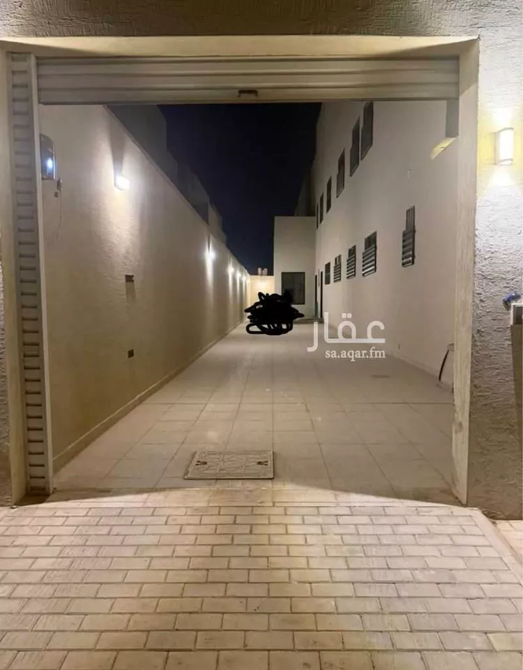 فيلا للإيجار في شارع حسين الأبريقي ، حي عريض ، الرياض ، منطقة الرياض 1 صورة