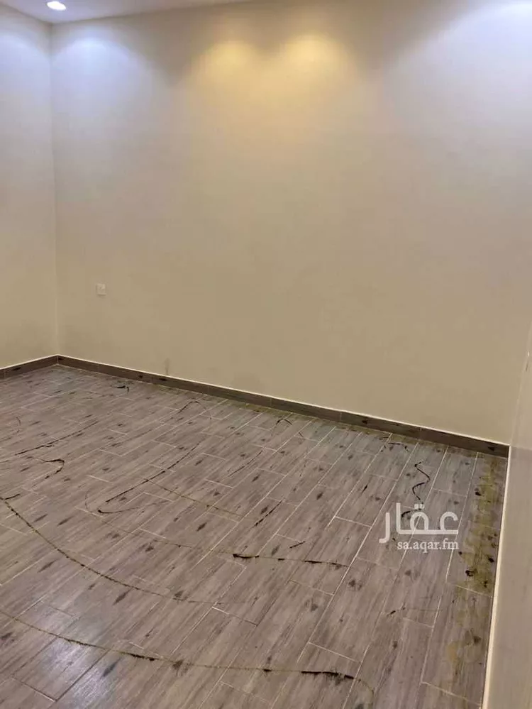 دور للبيع في شارع عاقل بن حبيب, حي عكاظ, مدينة الرياض, منطقة الرياض صورة 4