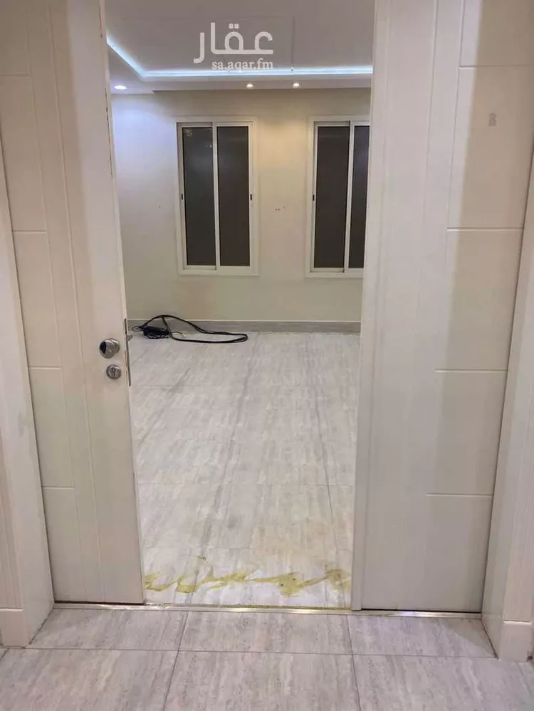 دور للبيع في شارع عاقل بن حبيب, حي عكاظ, مدينة الرياض, منطقة الرياض صورة 2