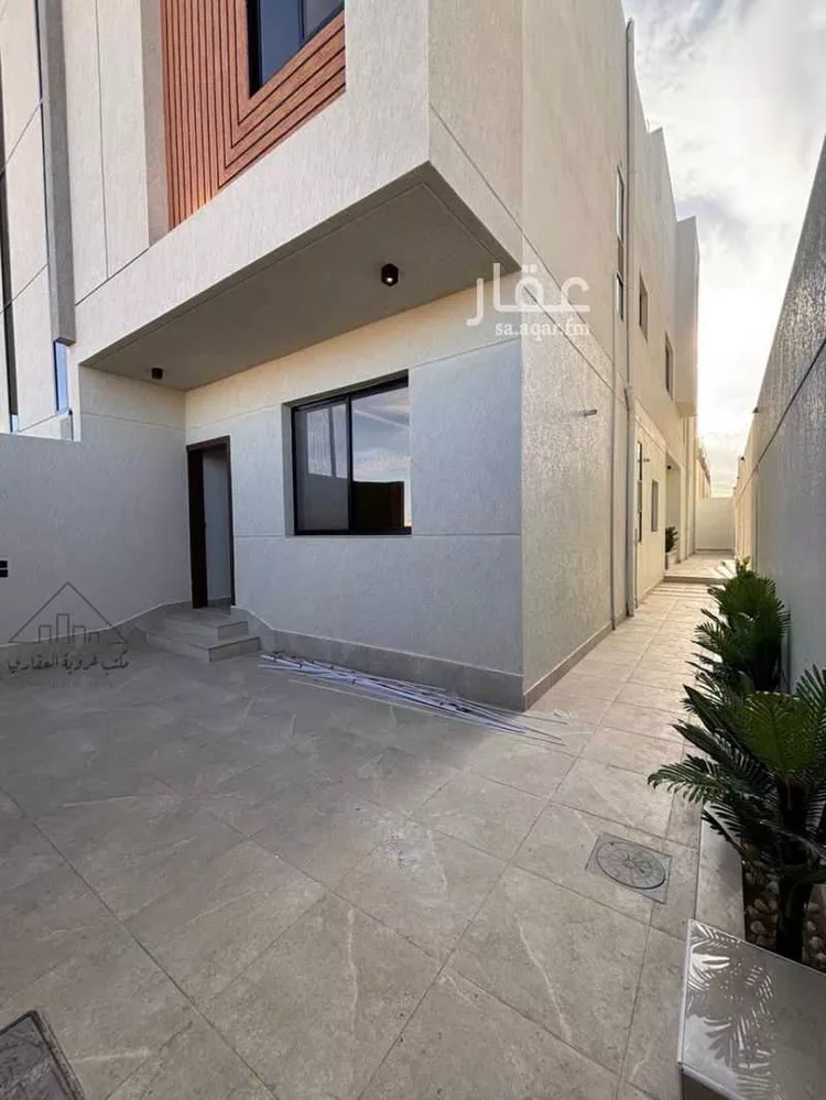 فيلا للبيع في شارع المعارف, حي اليرموك, مدينة تبوك, منطقة تبوك صورة 2