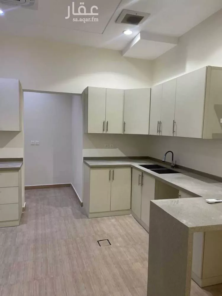 فيلا للإيجار في شارع قيس بن عبيد, حي الروضة, مدينة الرياض, منطقة الرياض صورة 4