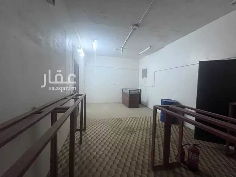 مستودع للإيجار في شارع عبدالله بن عمر, حي النزهة, مدينة ابو عريش - ابو عريش, منطقة جازان صورة 4