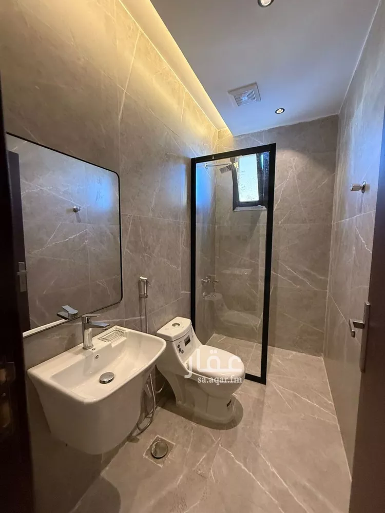 فيلا للبيع في شارع وكيل رقيب/محمد حسين محمد البلوي, حي الريان, مدينة تبوك, منطقة تبوك صورة 4