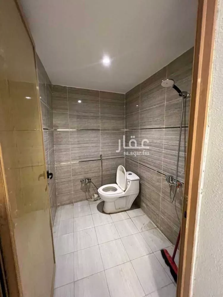 استراحة للإيجار في شارع ابن ثمامه, حي الجلدة, مدينة عنيزة, منطقة القصيم صورة 4