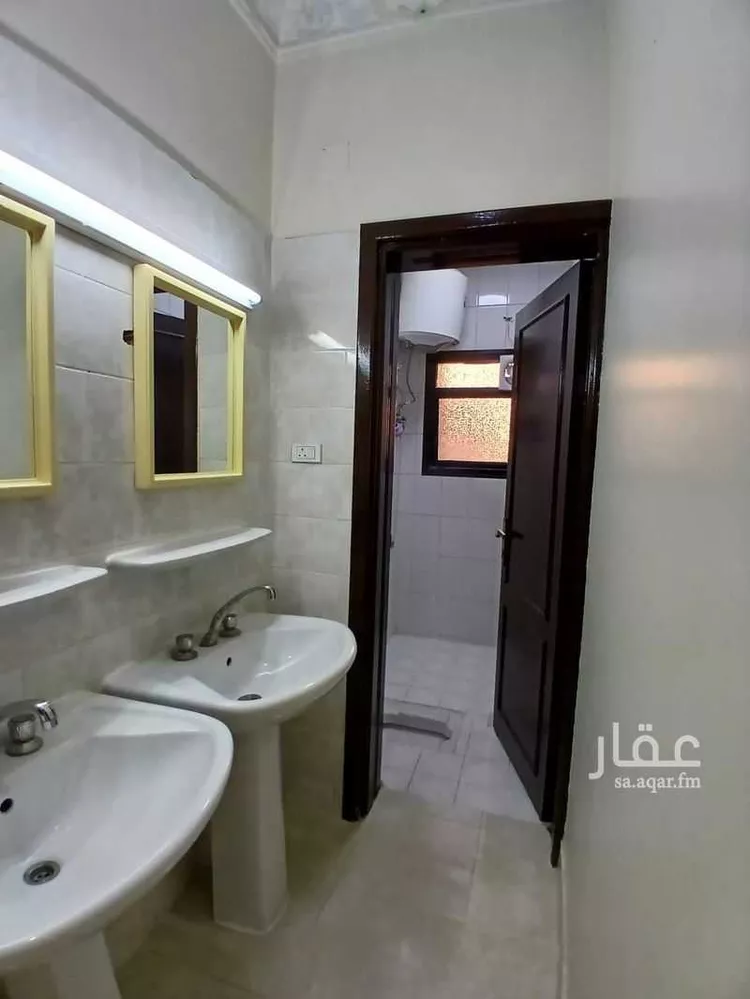 شقة للإيجار في شارع شهيد الدين والوطن رقيب/ سيف العنزي, حي الفيصلية الجنوبية, مدينة تبوك, منطقة تبوك صورة 5