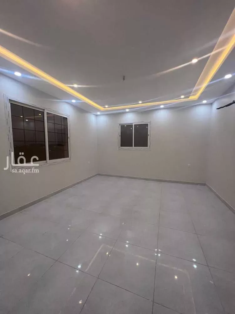فيلا للبيع في شارع عبدالهادي محمد مذهان البلوي, حي الريان, مدينة تبوك, منطقة تبوك صورة 3