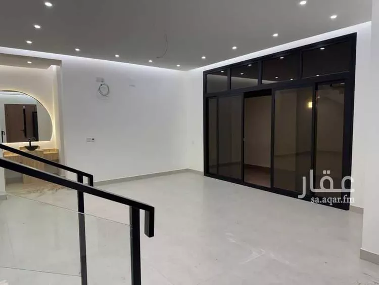 فيلا للبيع في شارع شهيد الدين والوطن رئيس رقباء/ عبد الله الصيعري, حي سلطانة, مدينة تبوك, منطقة تبوك صورة 4