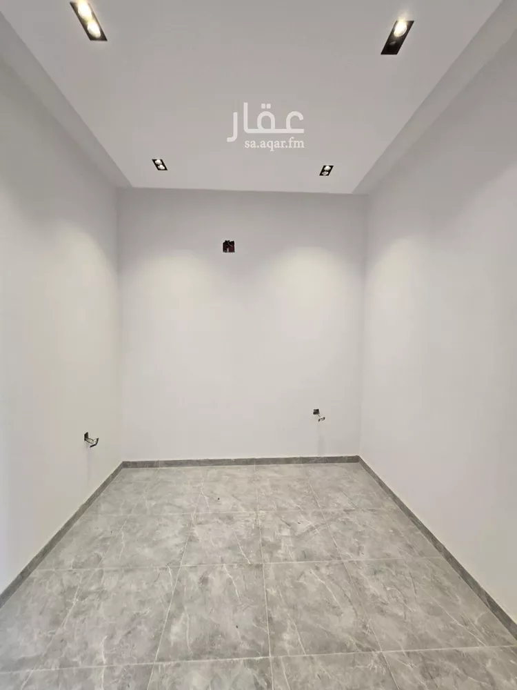فيلا للبيع في شارع عبدالعزيز الشمري, حي الملك فيصل, مدينة الرياض, منطقة الرياض صورة 5