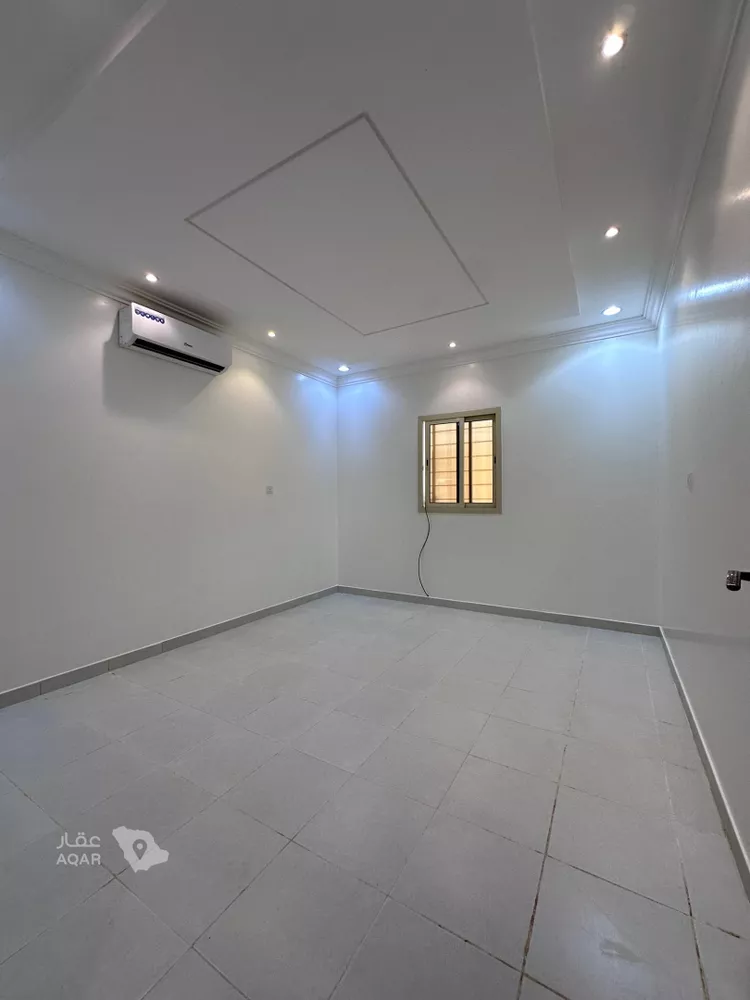 شقة للإيجار في شارع الشيخ عبدالله بن جبرين, حي القيروان, مدينة الرياض, منطقة الرياض 5