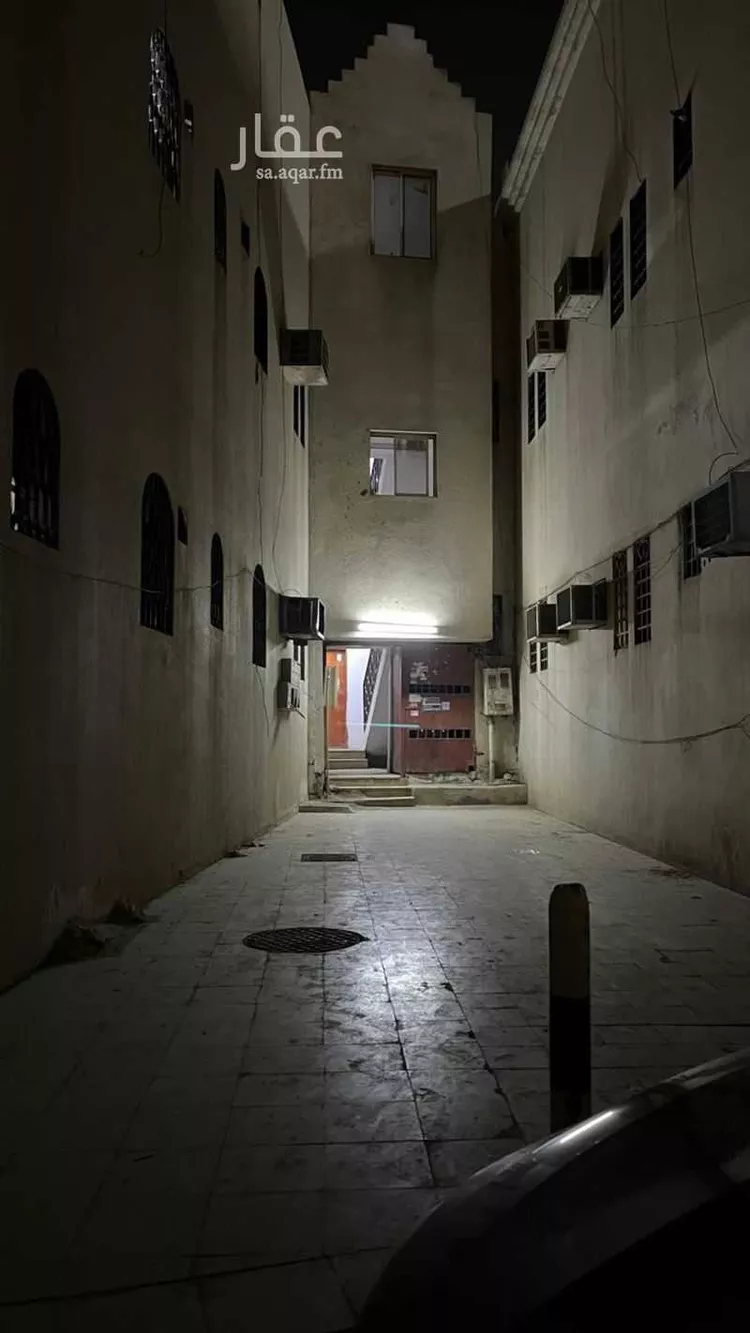 عمارة للبيع في شارع الرفيعي, حي سلطانة, مدينة الرياض, منطقة الرياض