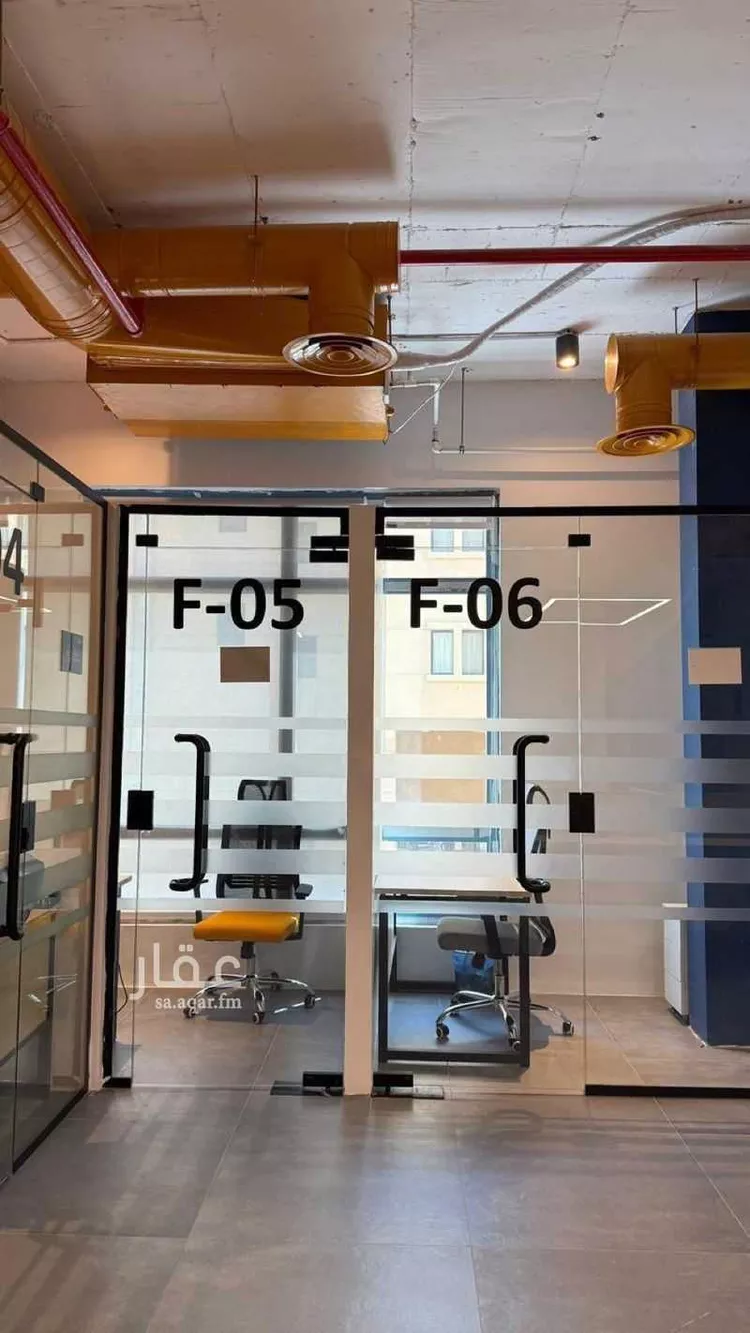 مكتب تجاري للإيجار في شارع صيدا, حي الدريهمية, مدينة الرياض, منطقة الرياض 1 صورة