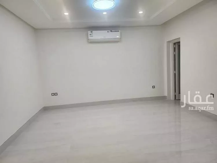 فيلا للإيجار في شارع ربيعة الدرامي, حي الراكة الشمالية, مدينة الدمام, المنطقة الشرقية صورة 2