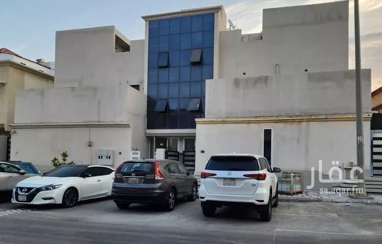 Building for Sale in Dhahran Al Qashlah صورة 2