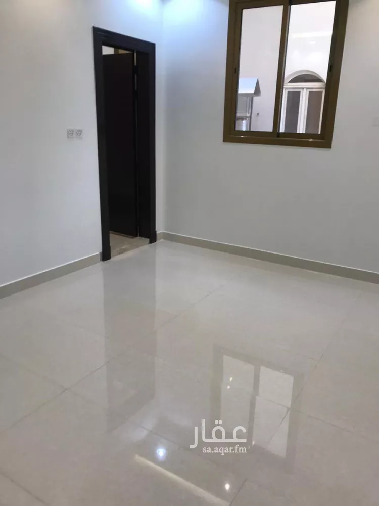 شقة للإيجار في شارع بصيرة, حي عرقة, مدينة الرياض, منطقة الرياض صورة 4